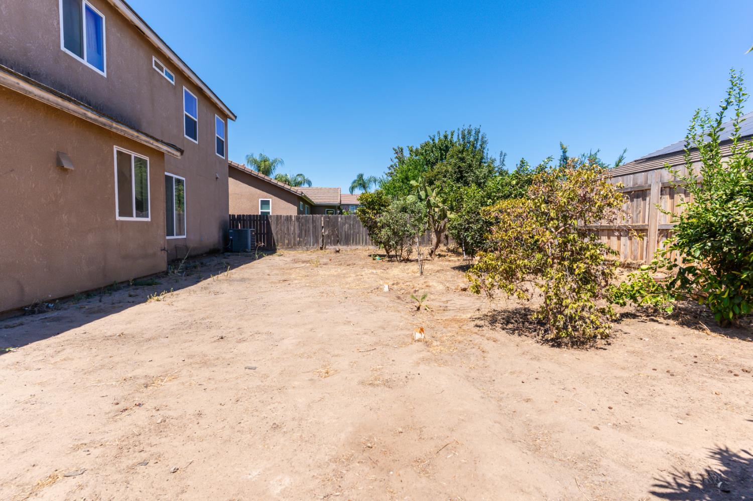 5145 E Benjamin Ave, Fresno, CA 93727