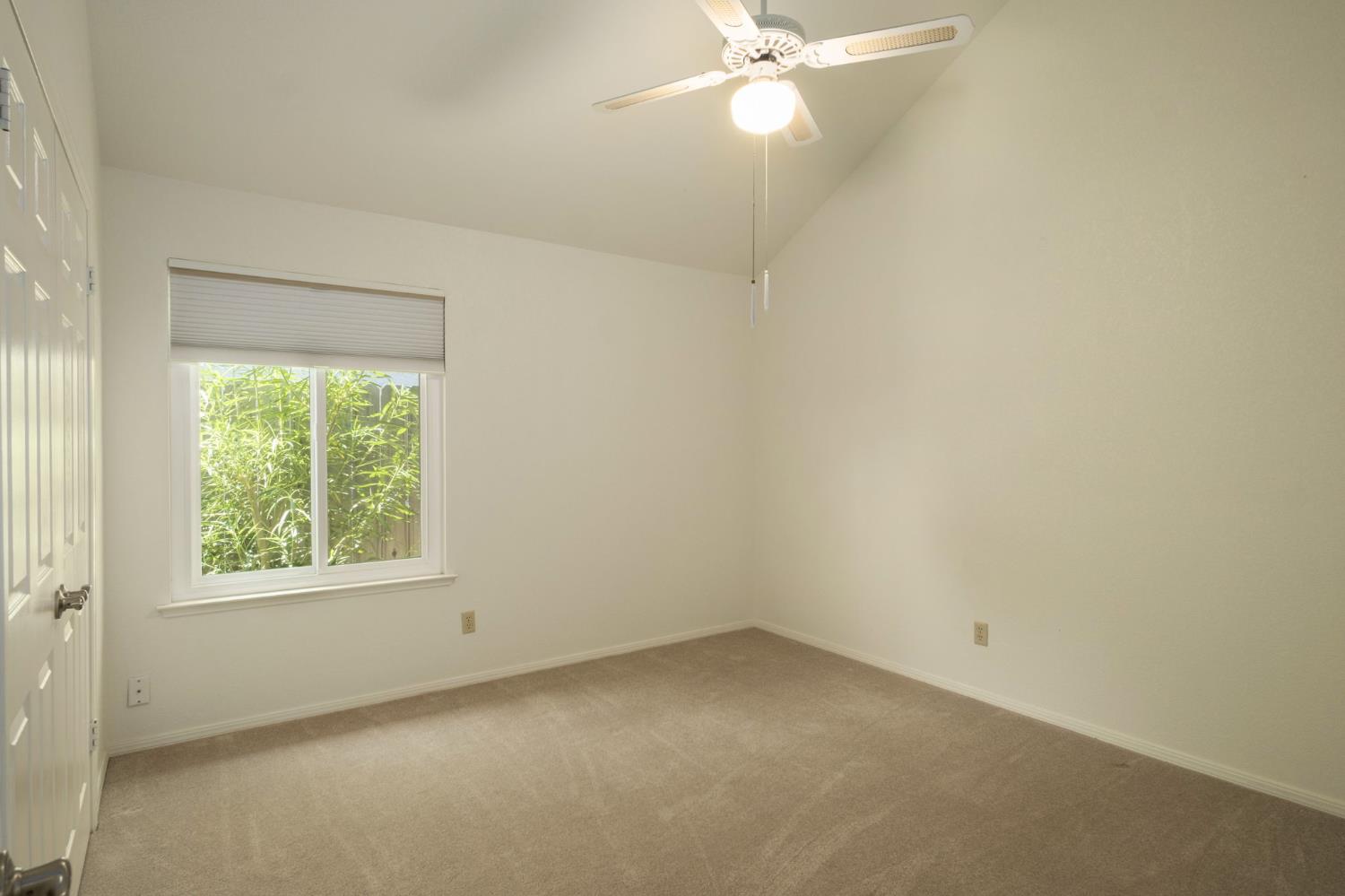 4246 W Los Altos Ave, Fresno, CA 93722