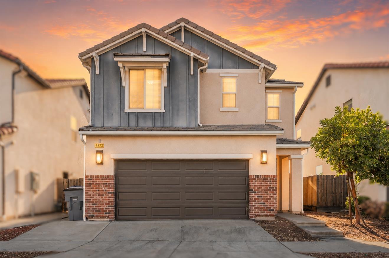 2623 N Mcarthur Ave, Fresno, CA 93727