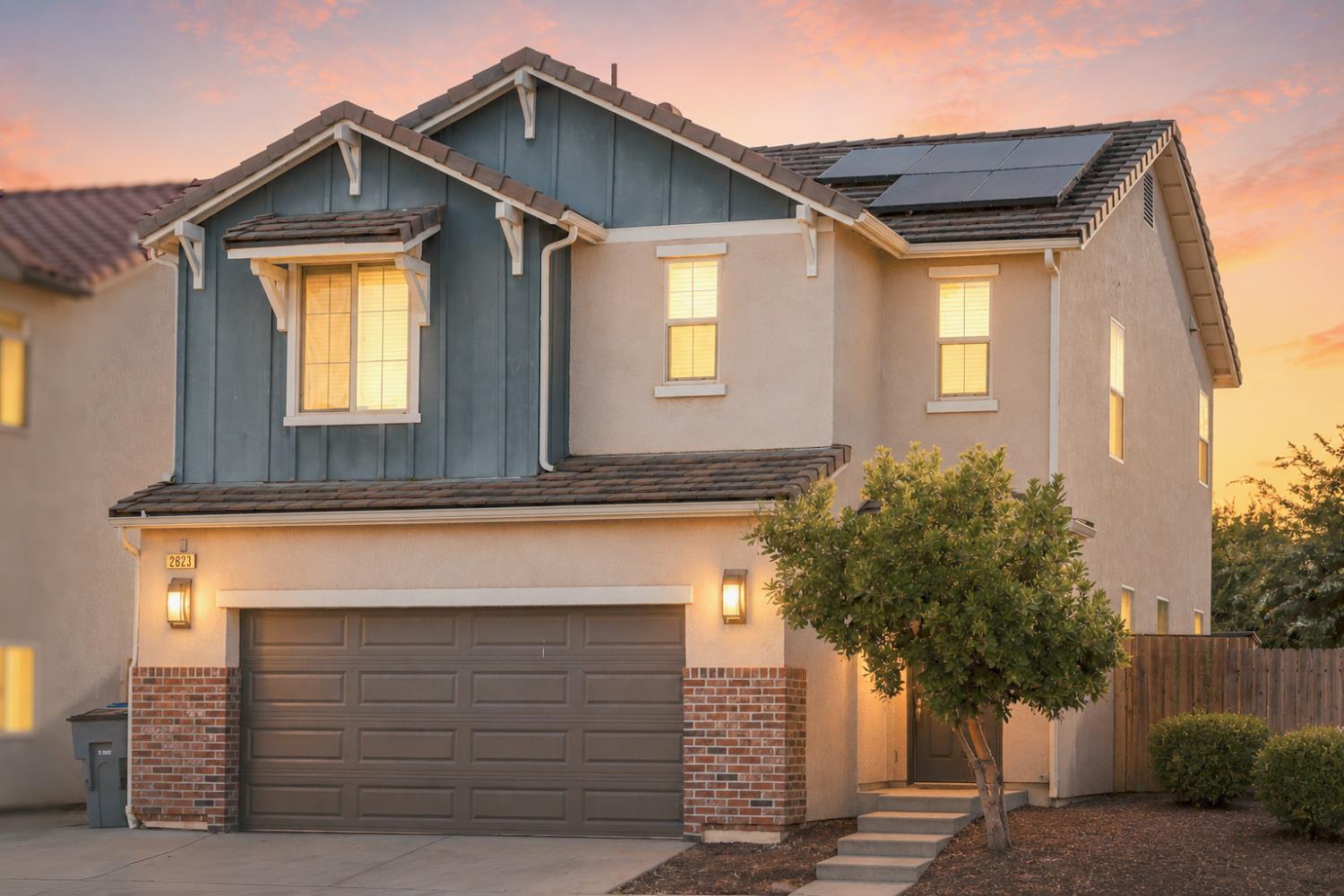 2623 N Mcarthur Ave, Fresno, CA 93727