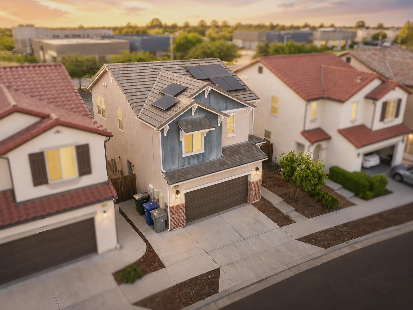 2623 N Mcarthur Ave, Fresno, CA 93727
