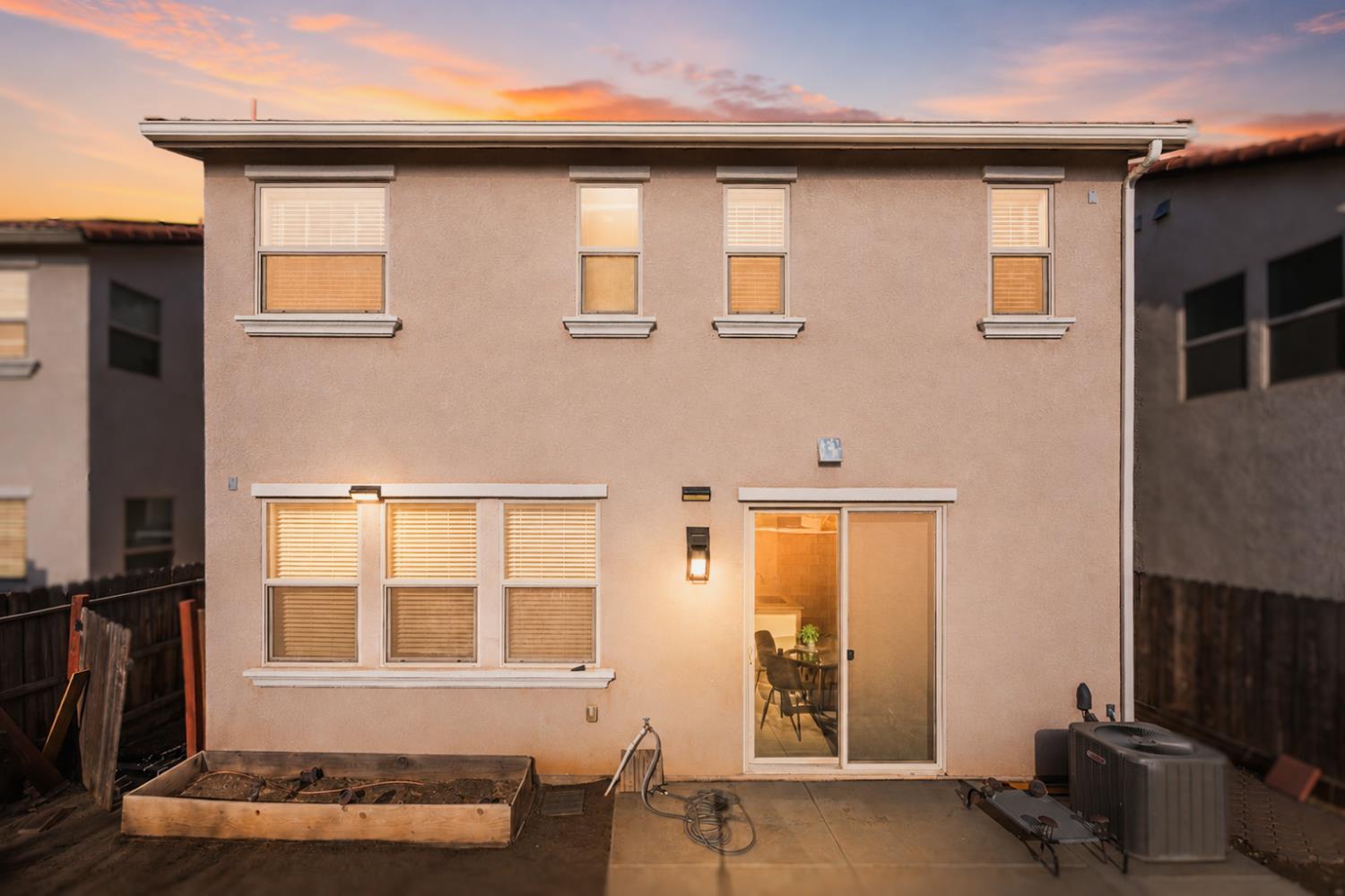 2623 N Mcarthur Ave, Fresno, CA 93727