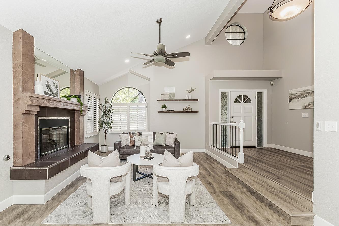 1074 E Cole, Fresno, CA 93720