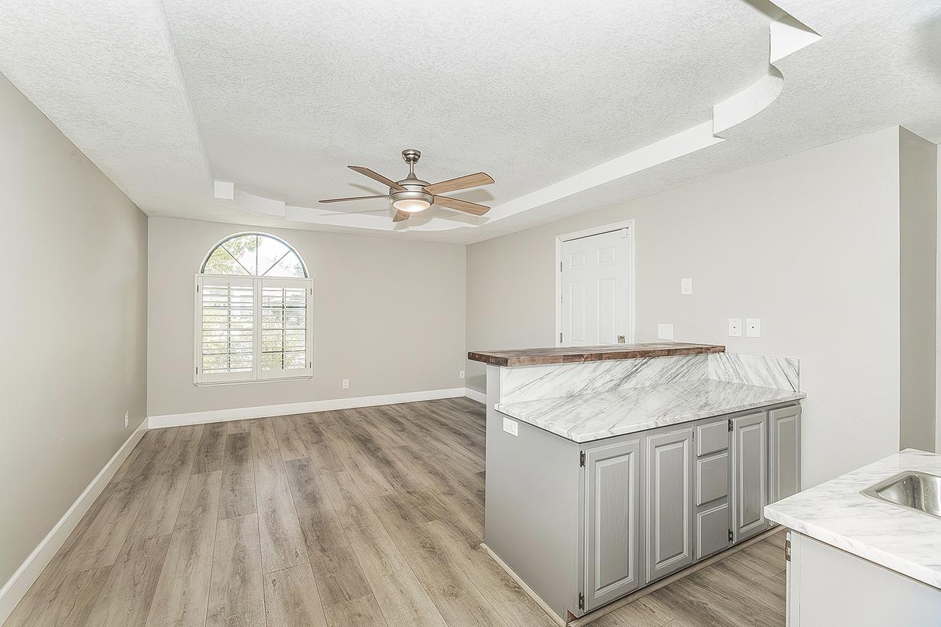 1074 E Cole, Fresno, CA 93720