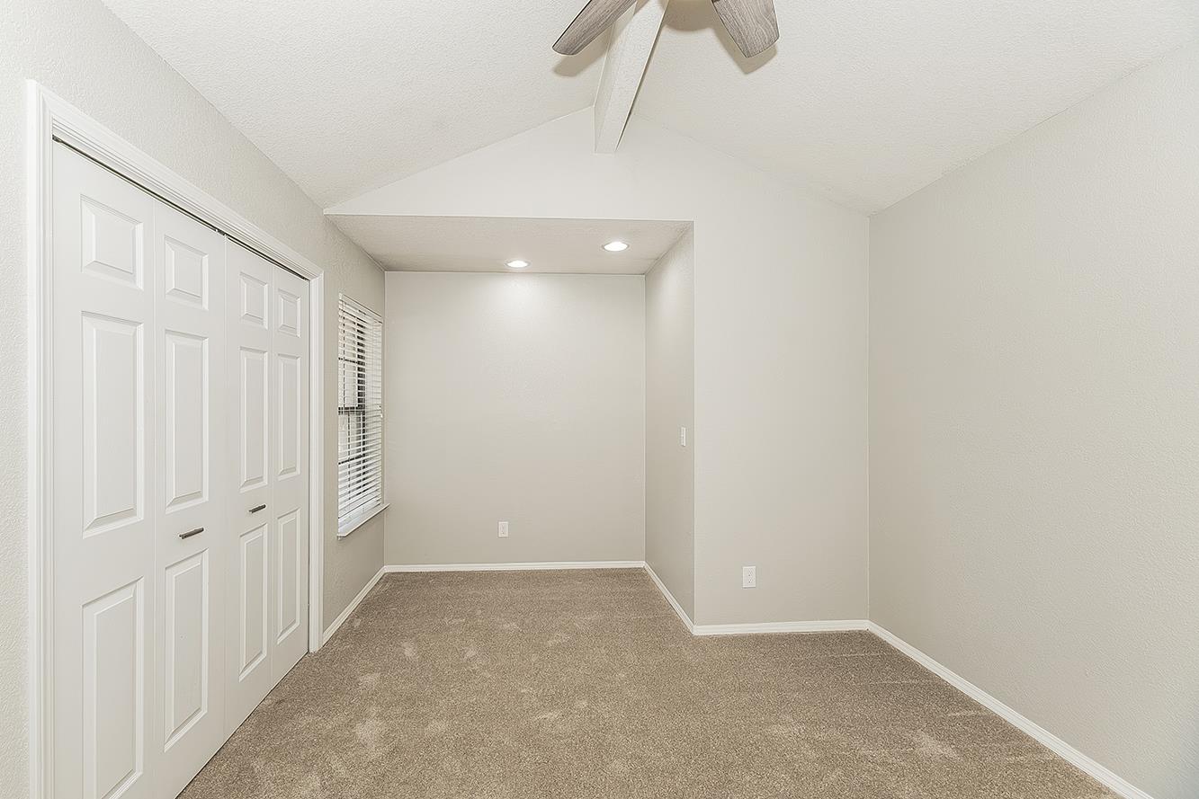 1074 E Cole, Fresno, CA 93720