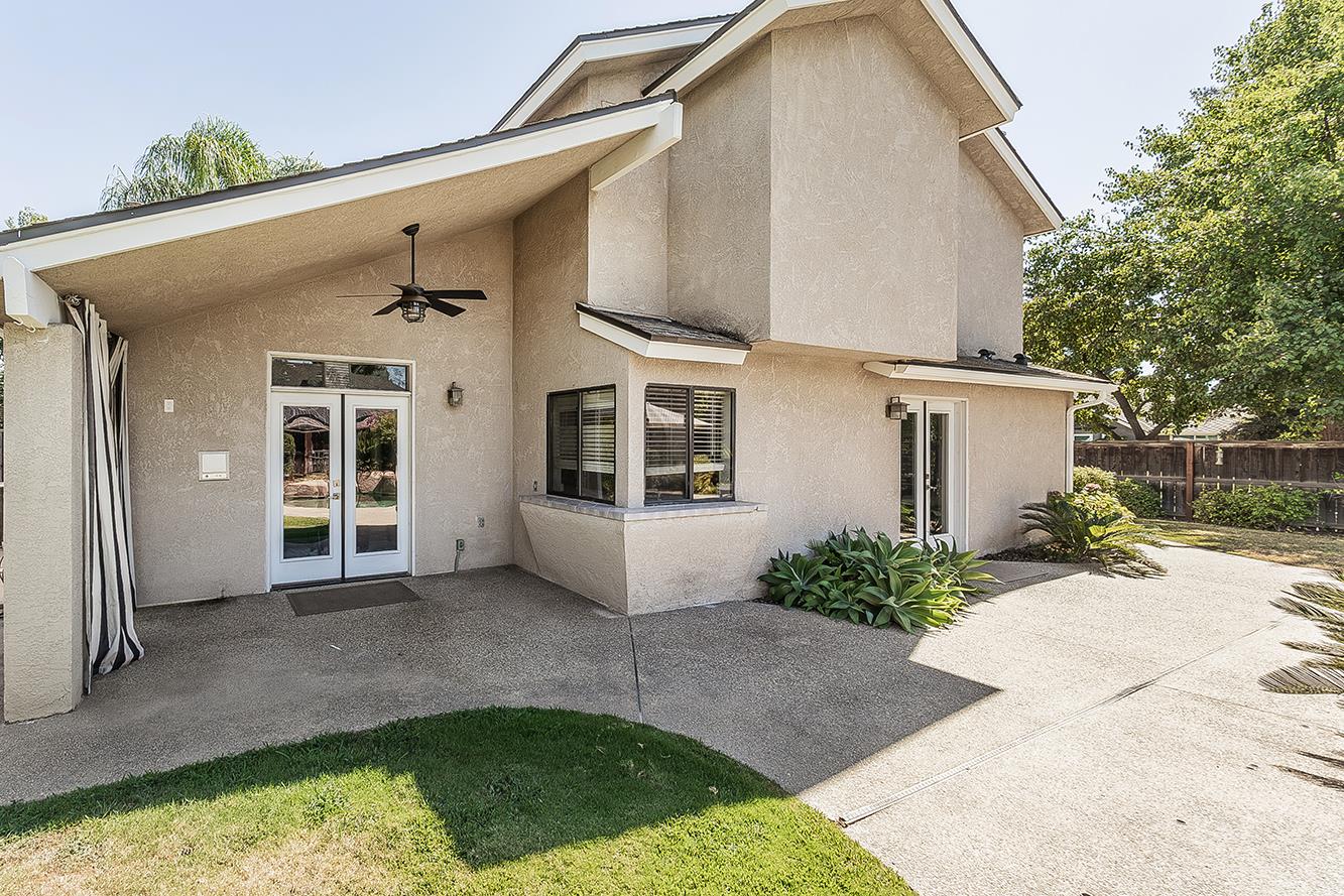 1074 E Cole, Fresno, CA 93720