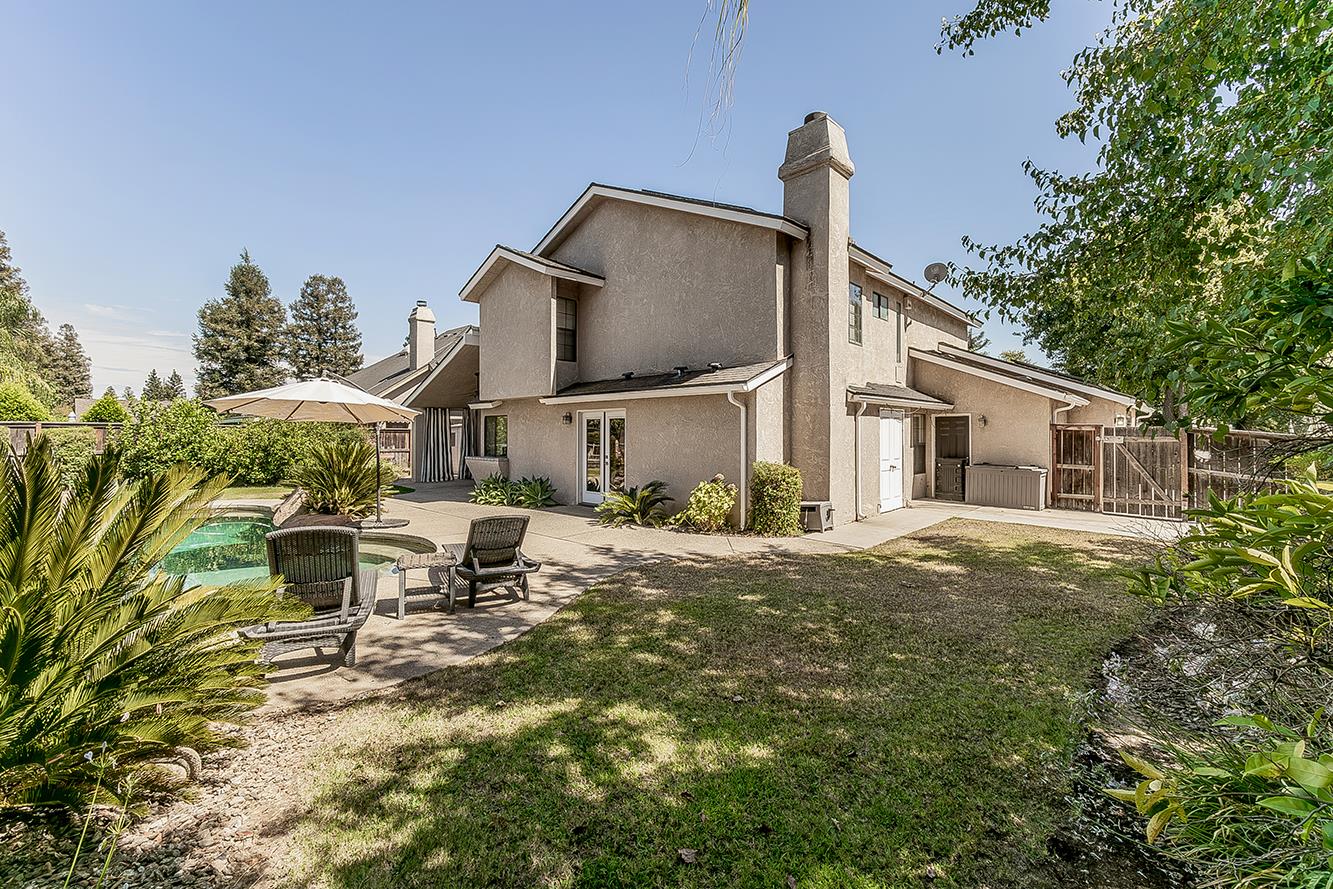 1074 E Cole, Fresno, CA 93720