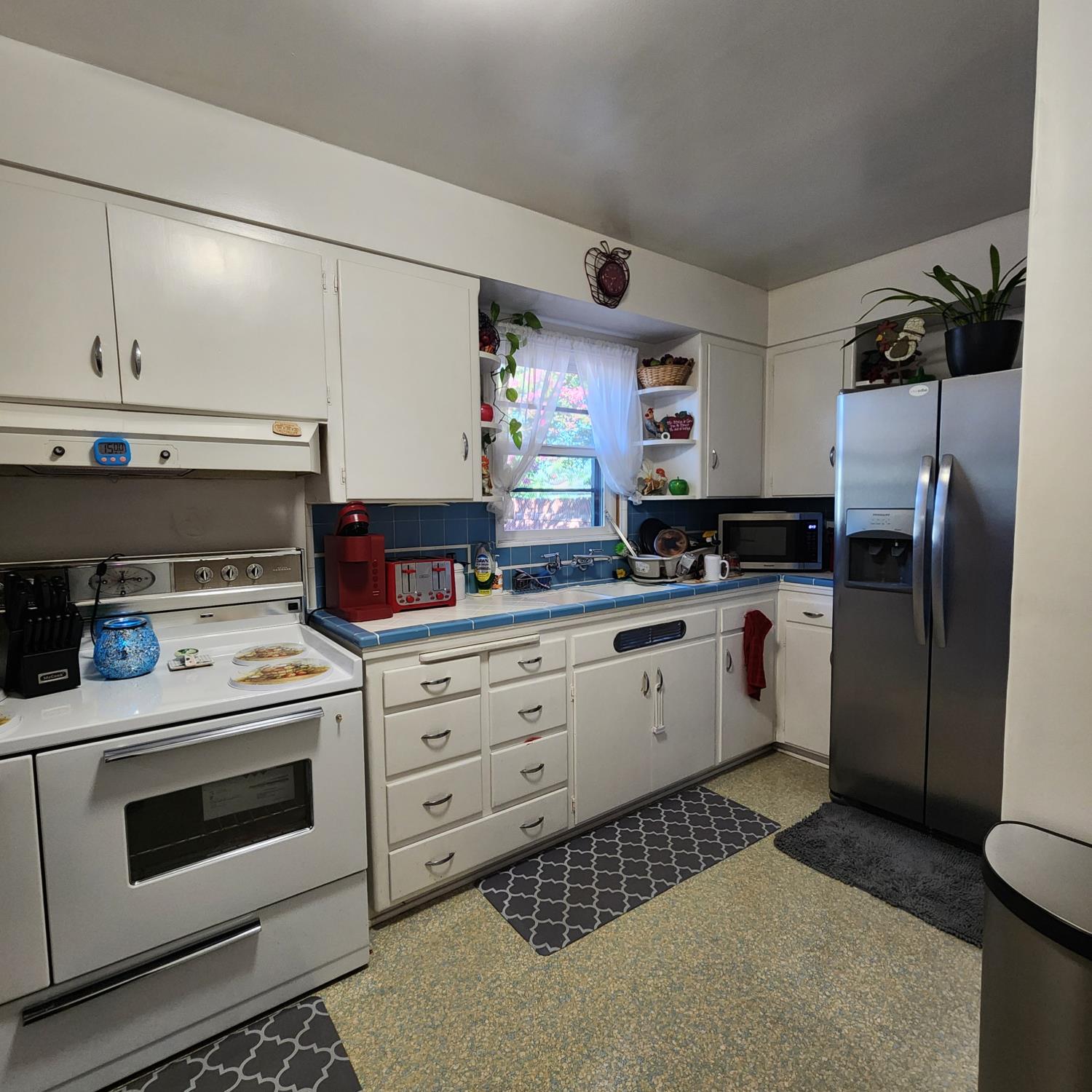 417 N O St, Madera, CA 93637