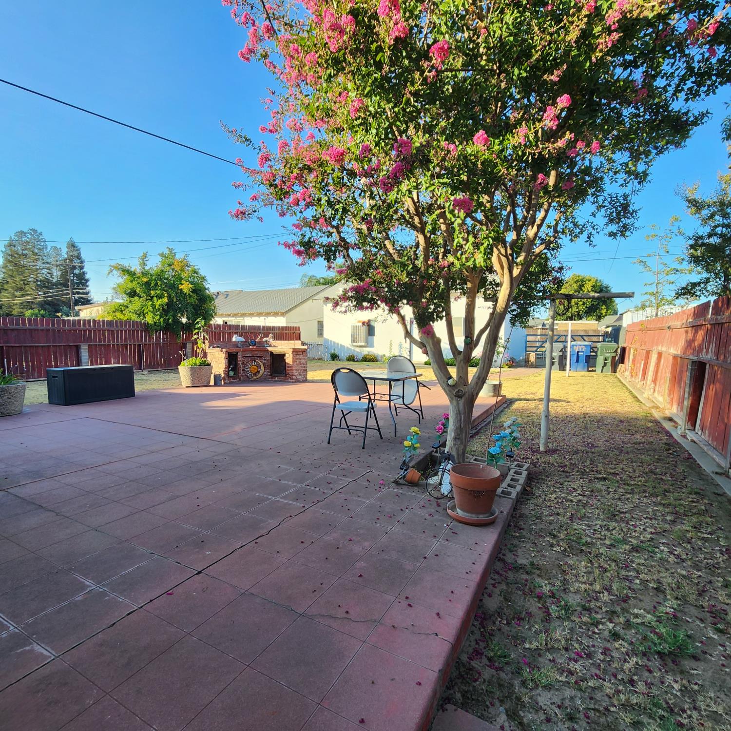 417 N O St, Madera, CA 93637