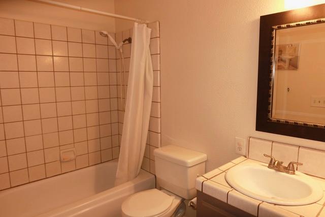 4123 W Los Altos Ave, Fresno, CA 93722
