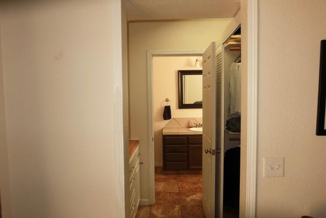 4123 W Los Altos Ave, Fresno, CA 93722