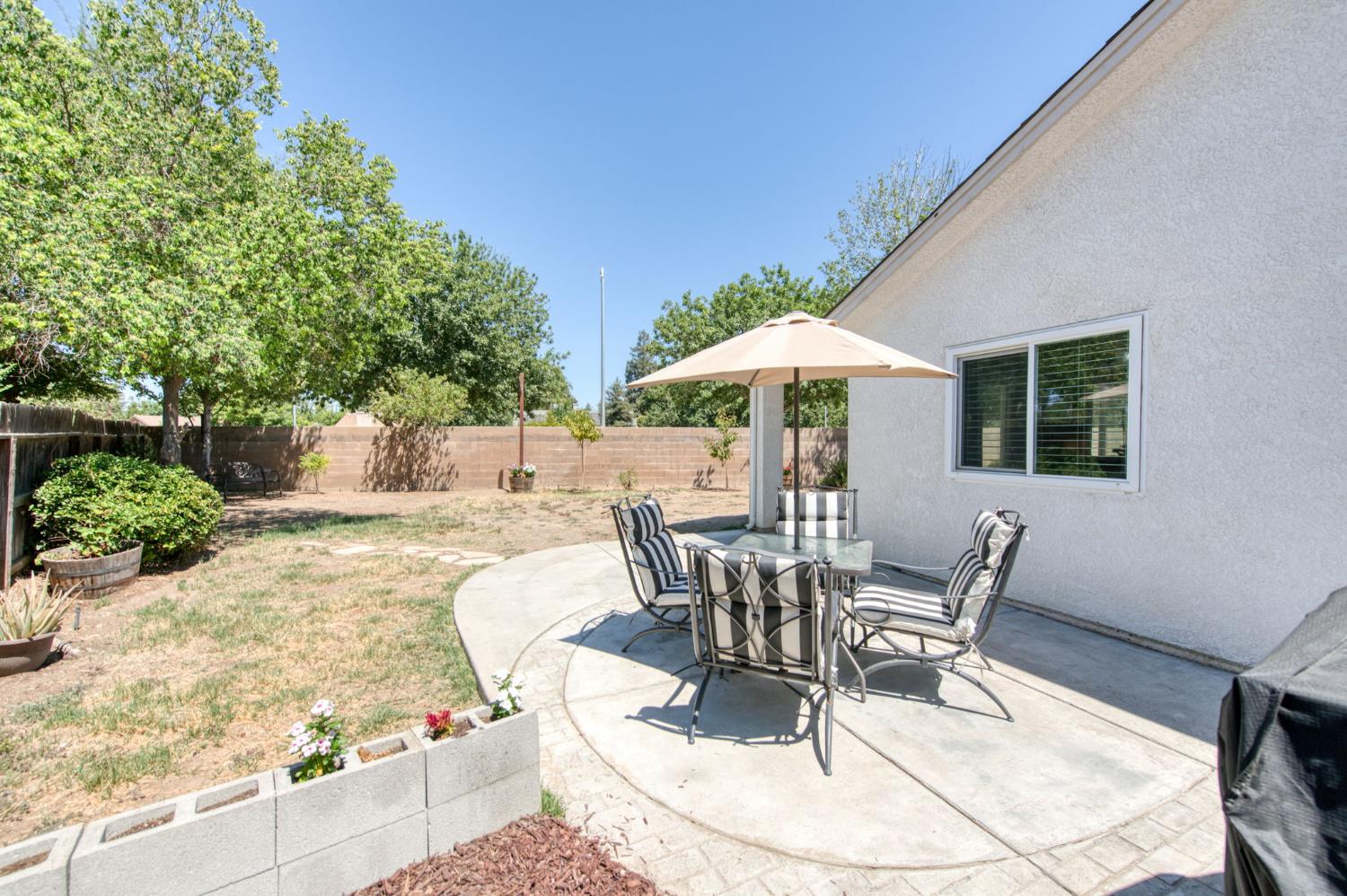 2444 N Tracy N, Fresno, CA 93722