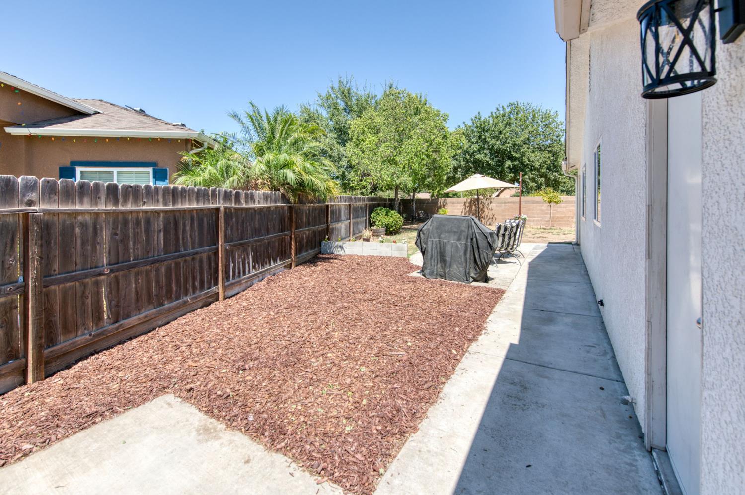 2444 N Tracy N, Fresno, CA 93722