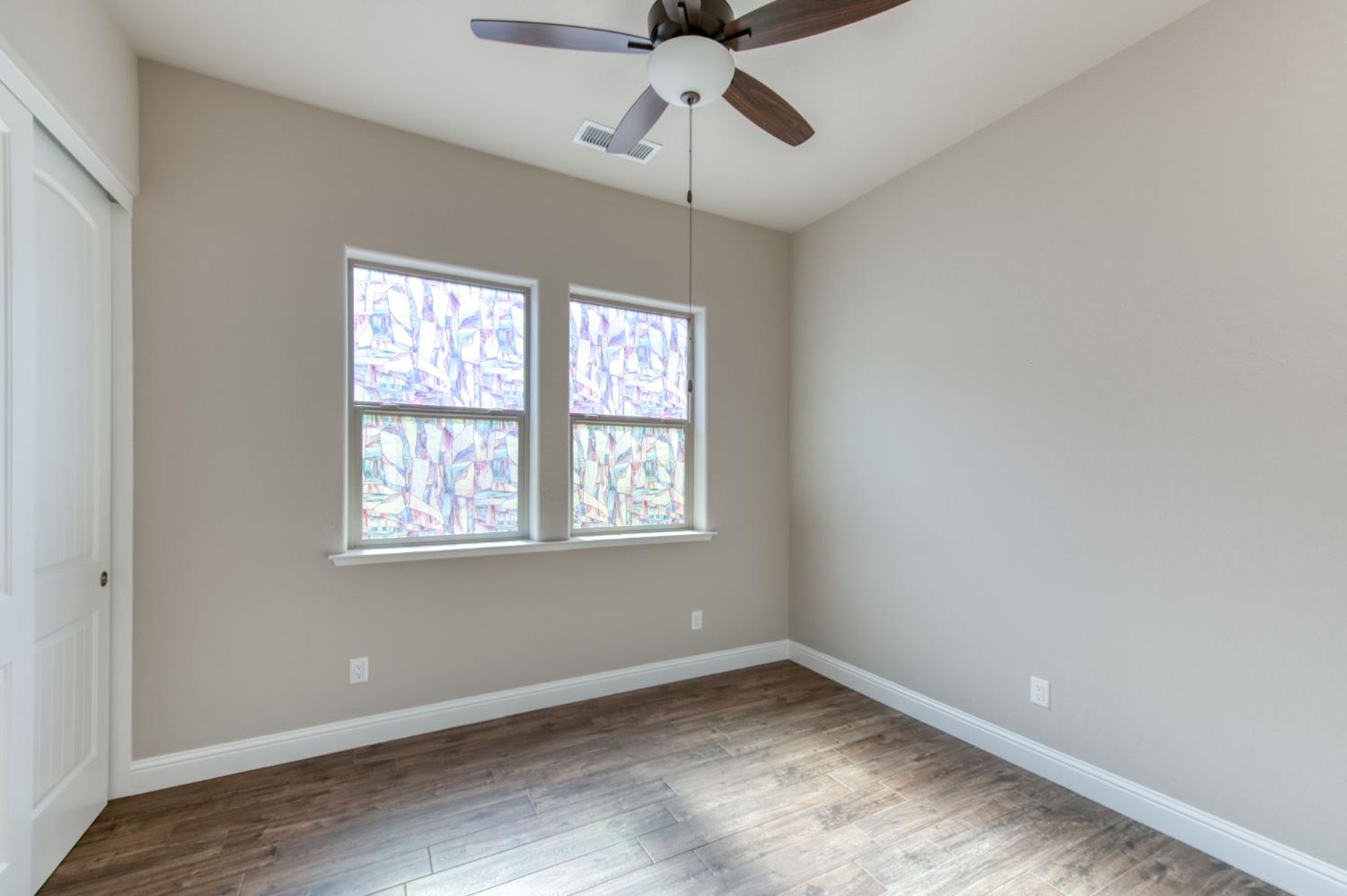 2713 Vermont Ave, Clovis, CA 93619