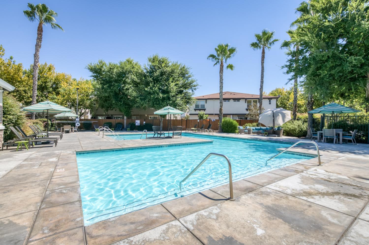 2095 Boccioni Ln, Clovis, CA 93611