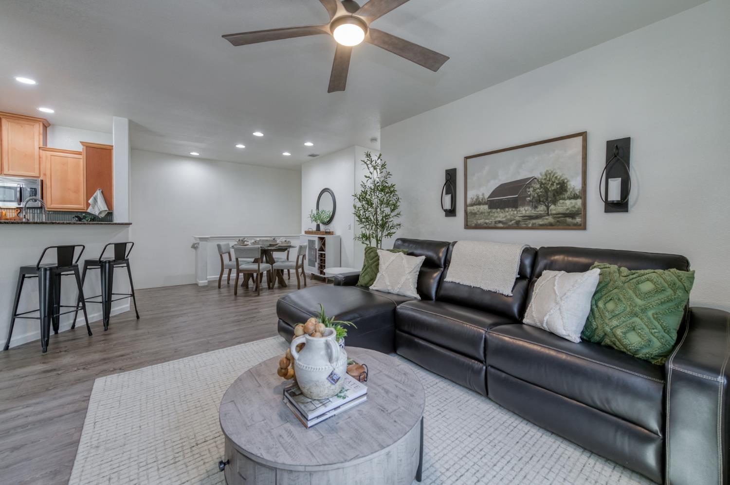 2095 Boccioni Ln, Clovis, CA 93611