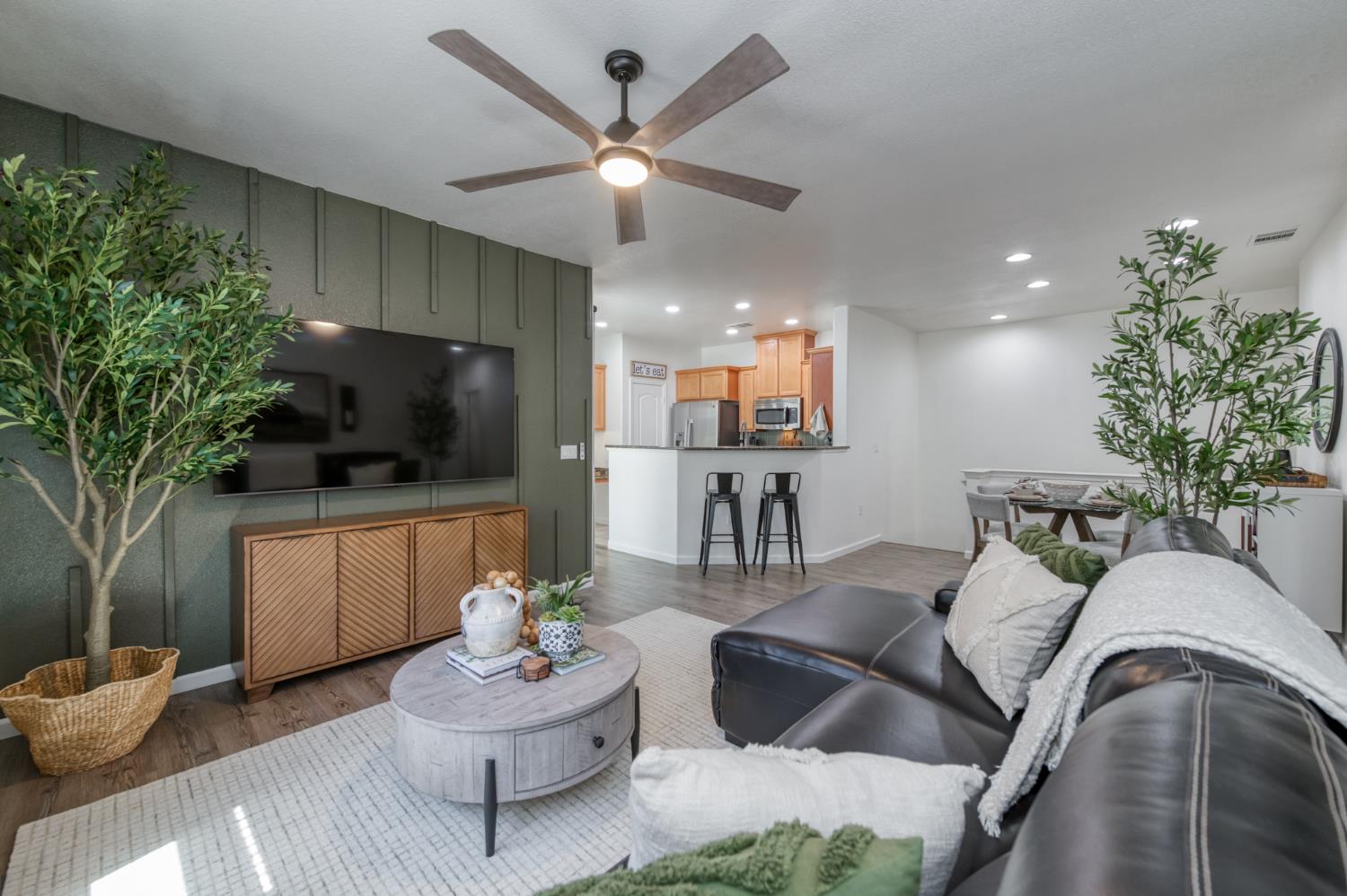 2095 Boccioni Ln, Clovis, CA 93611
