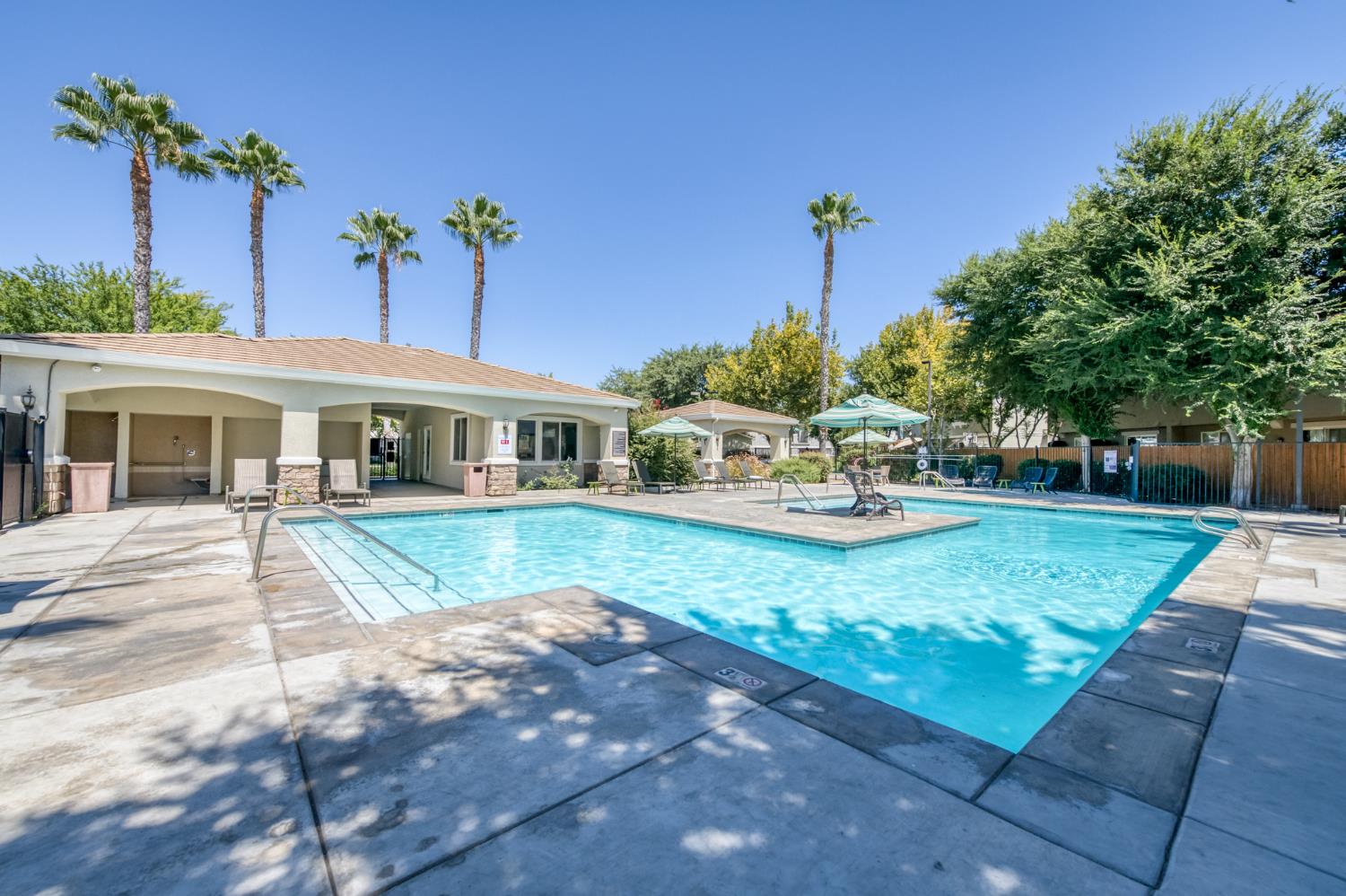 2095 Boccioni Ln, Clovis, CA 93611