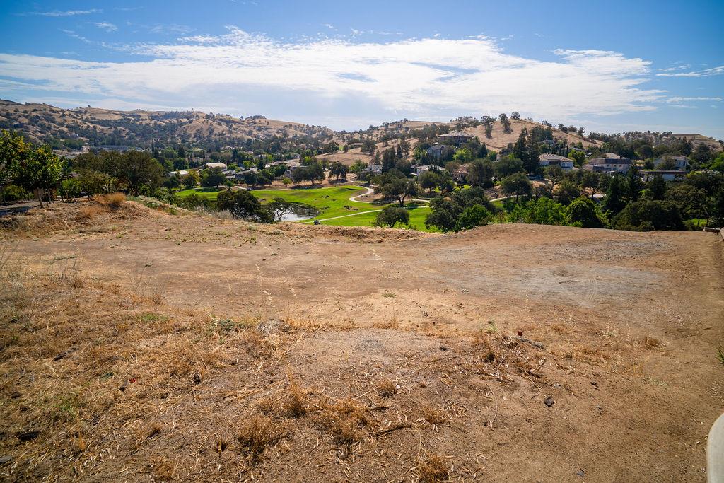22384 Masters Dr, Friant, CA 93626