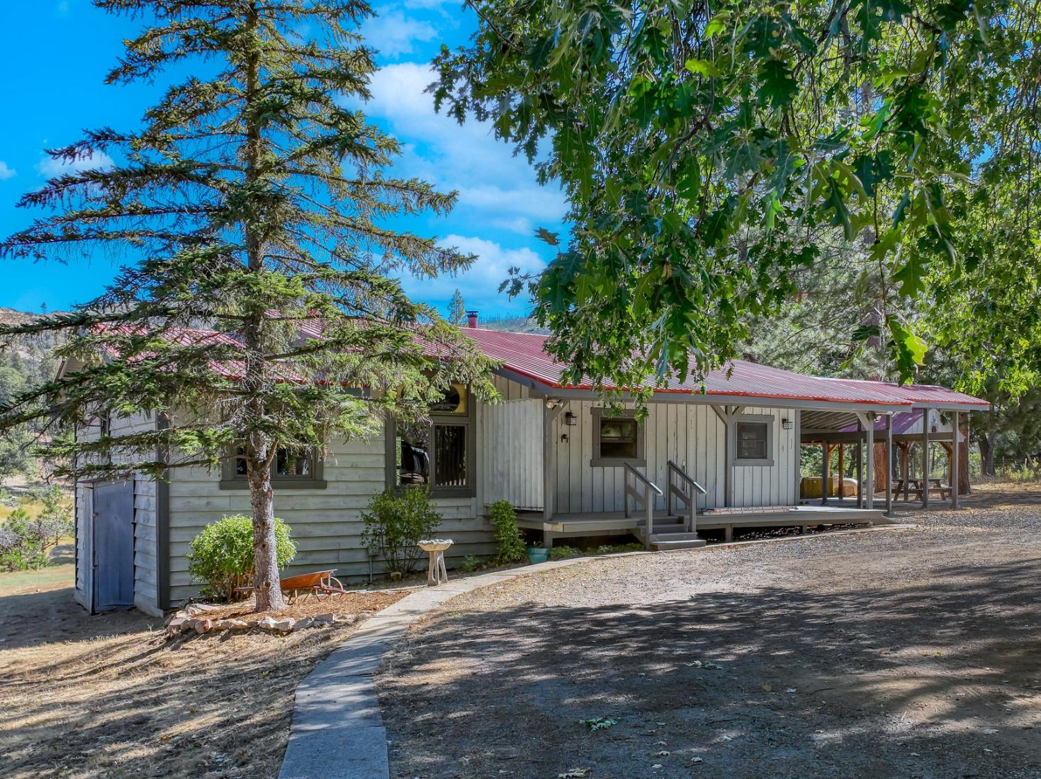 34315 Shaver Springs Rd, Auberry, CA 93602