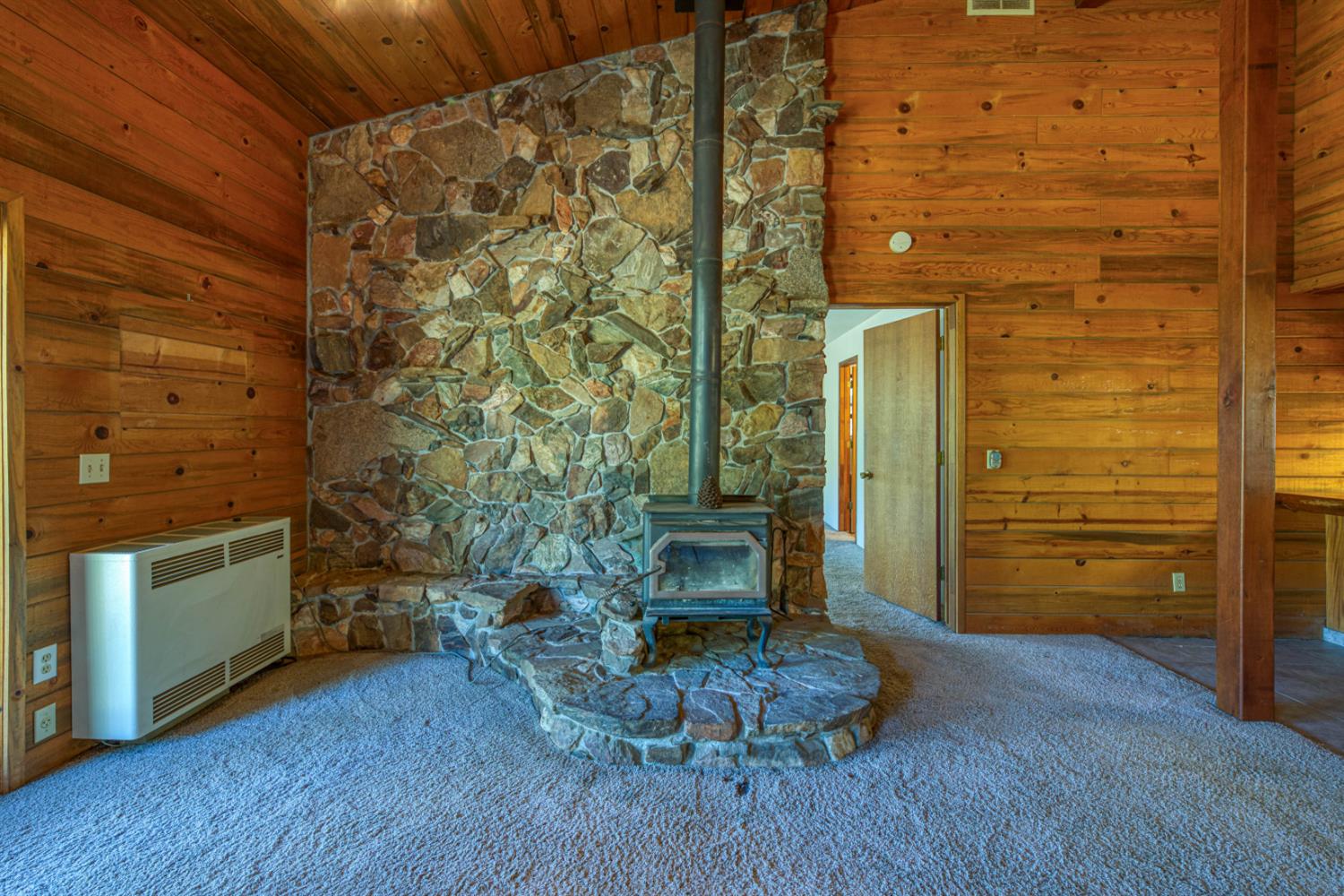 34315 Shaver Springs Rd, Auberry, CA 93602