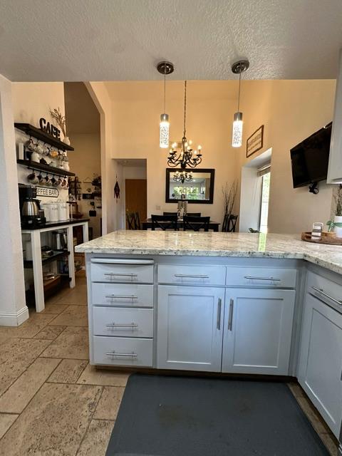 193 N N Laurel Ave, Clovis, CA 93611