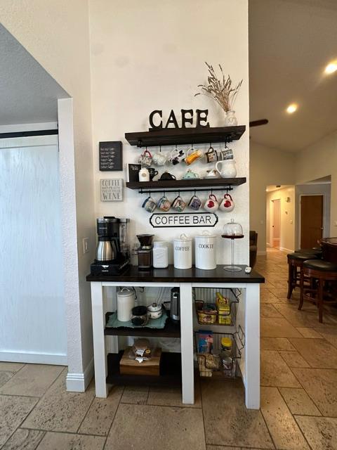 193 N N Laurel Ave, Clovis, CA 93611