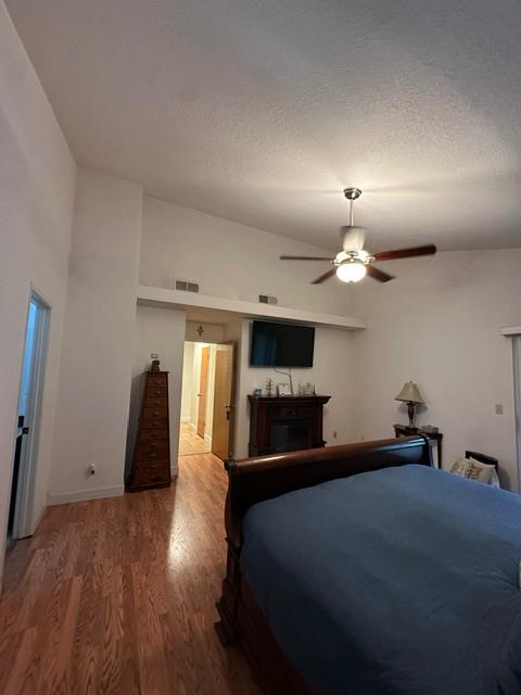 193 N N Laurel Ave, Clovis, CA 93611