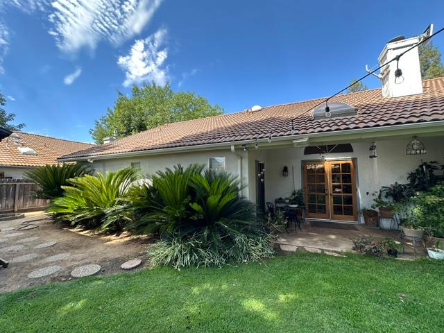 193 N N Laurel Ave, Clovis, CA 93611