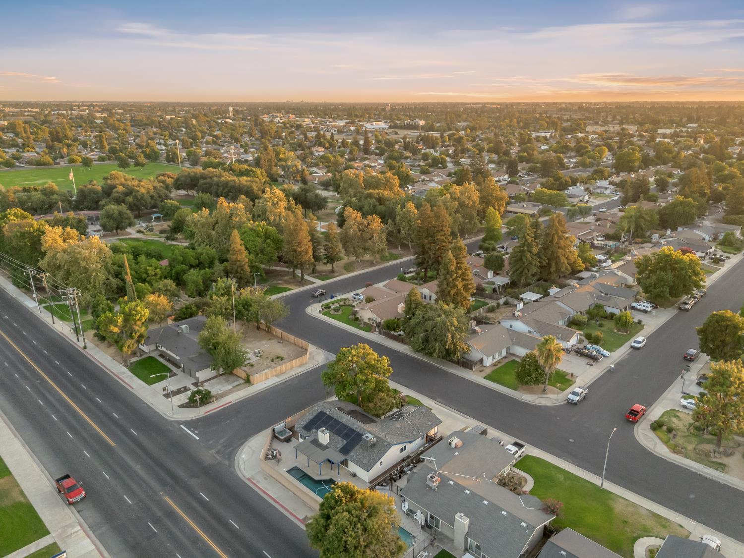 225 N Acacia Ave, Clovis, CA 93612