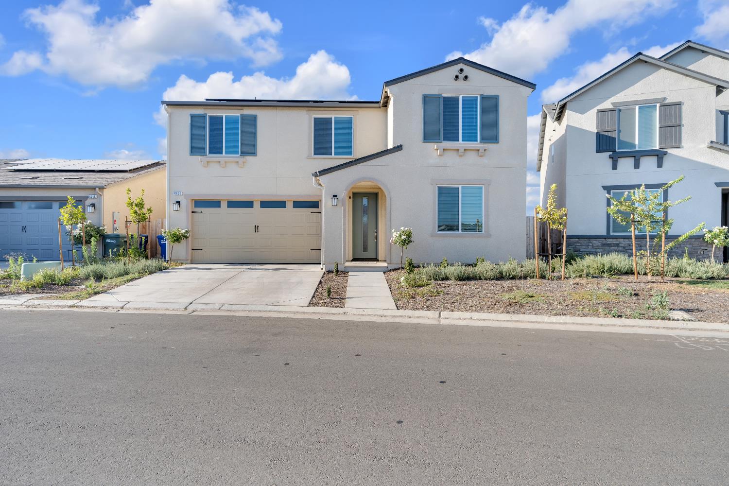 6654 E Carmen Ave, Fresno, CA 93727