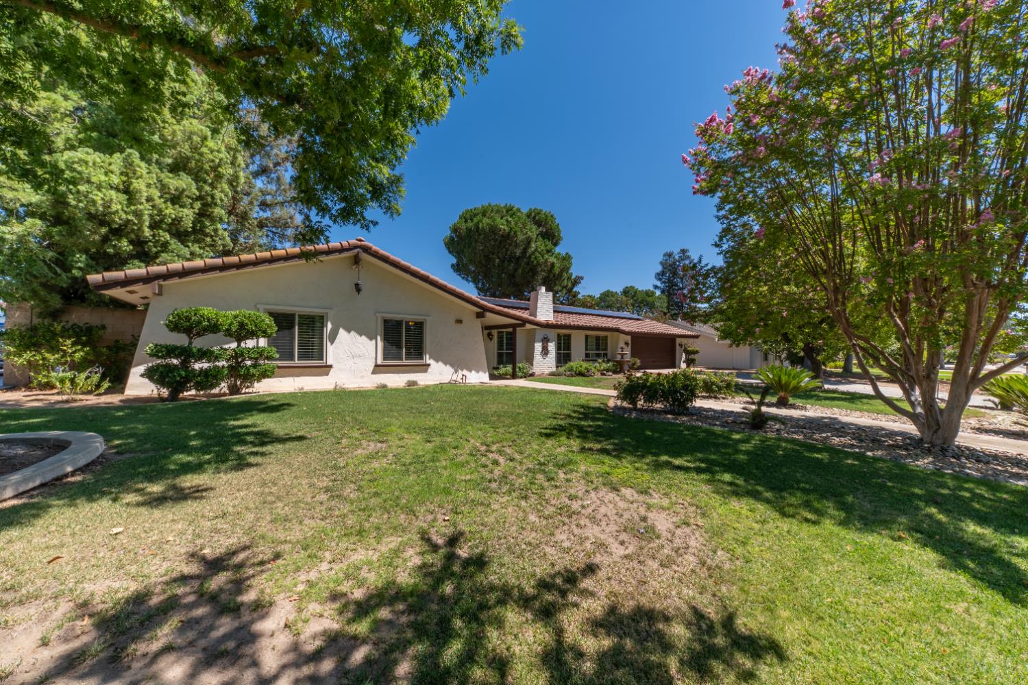 1626 W Mesa Ave, Fresno, CA 93711