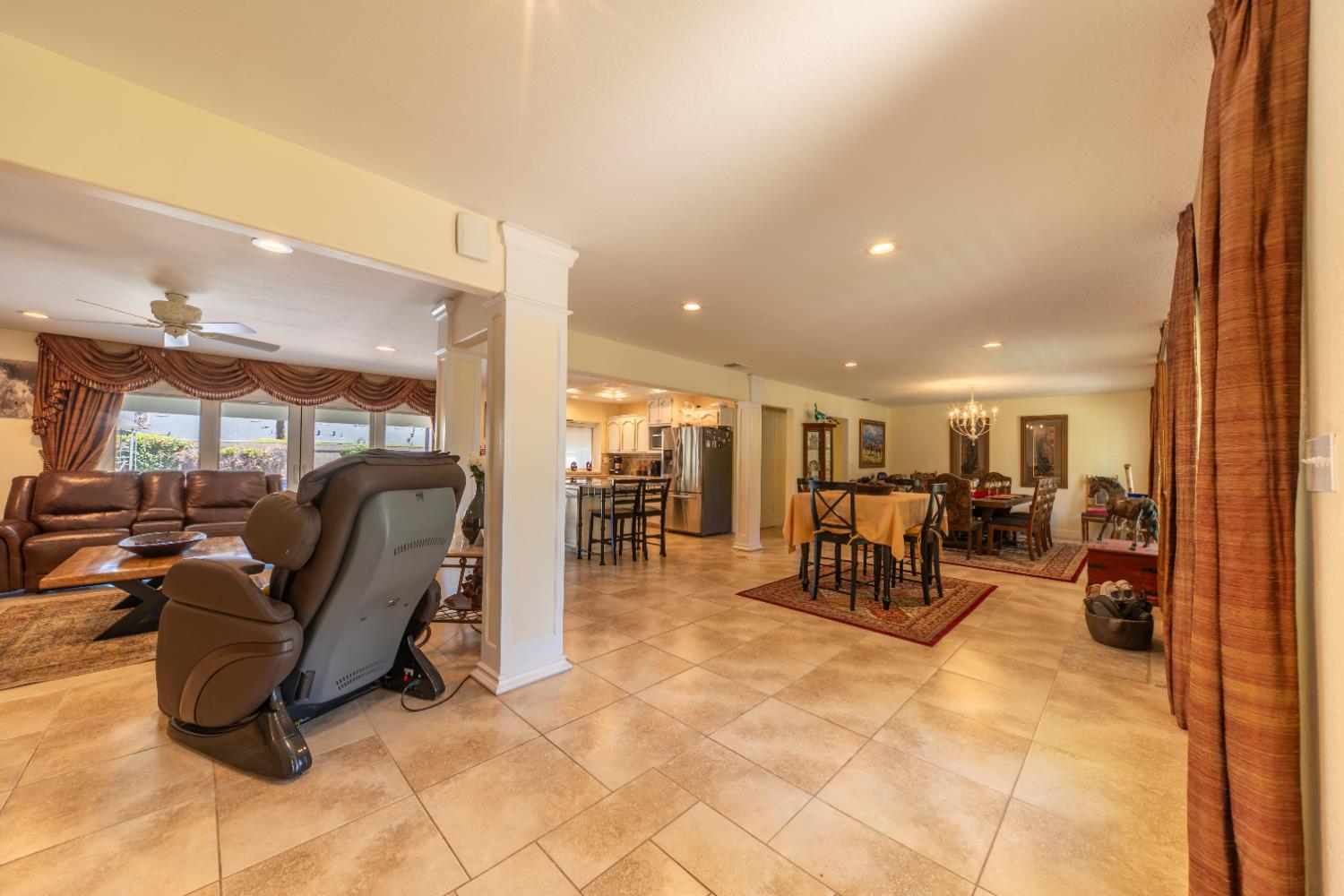 1626 W Mesa Ave, Fresno, CA 93711