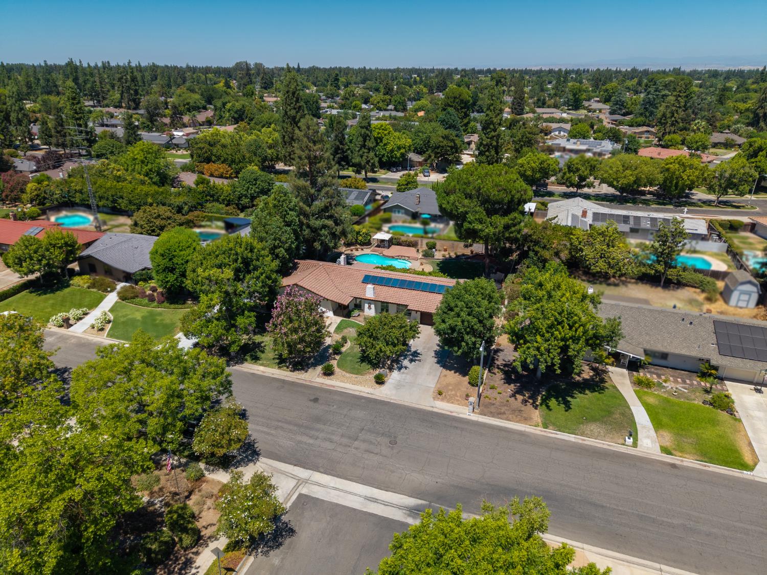 1626 W Mesa Ave, Fresno, CA 93711