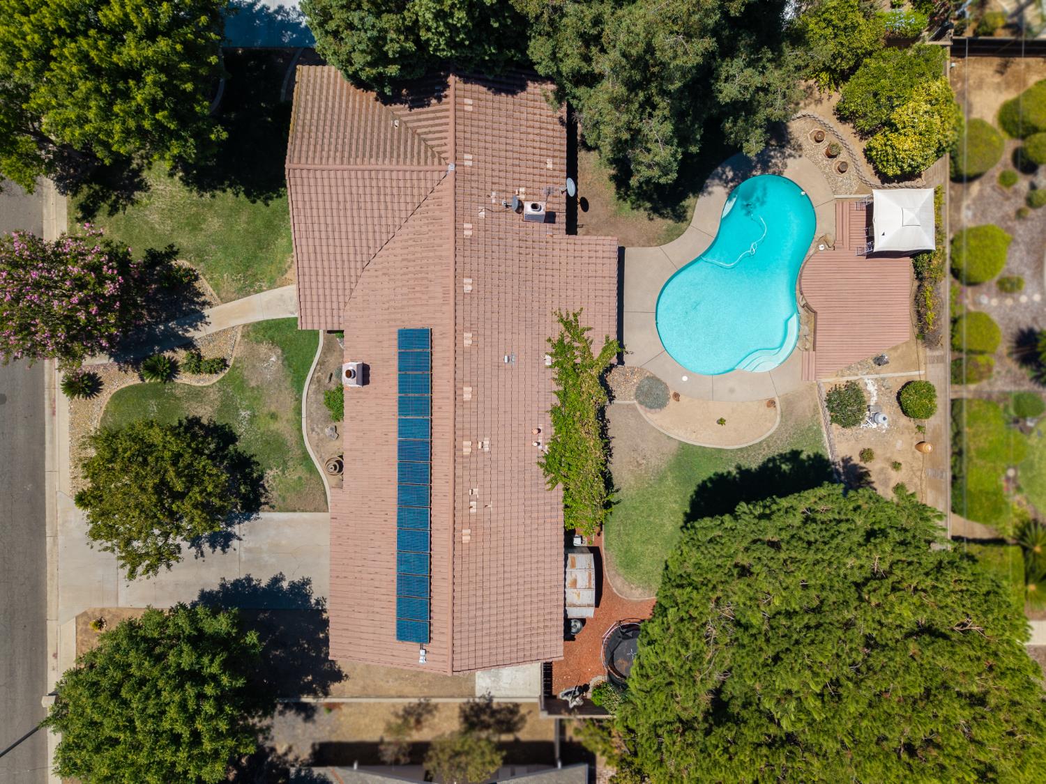 1626 W Mesa Ave, Fresno, CA 93711