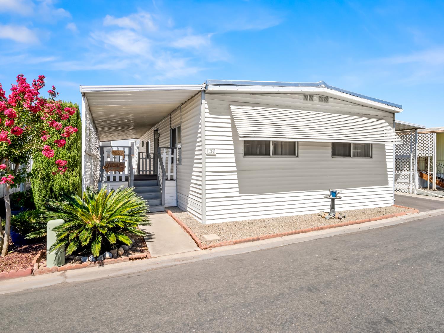 221 W Herndon Ave #184, Fresno, CA 93650