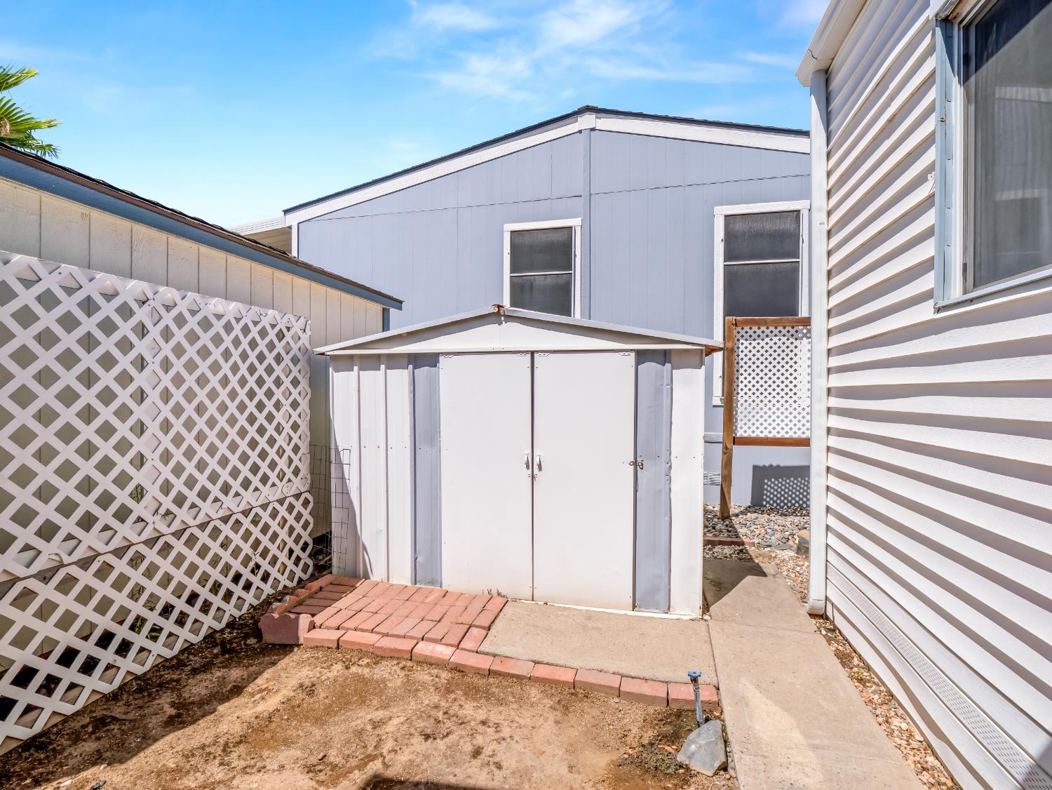221 W Herndon Ave #184, Fresno, CA 93650