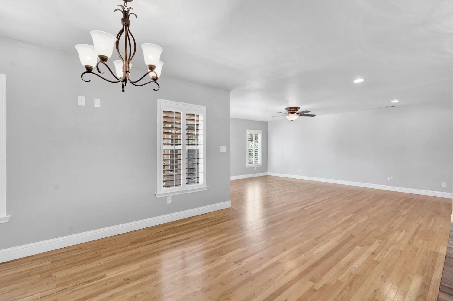 2020 W 3Rd St, Madera, CA 93637
