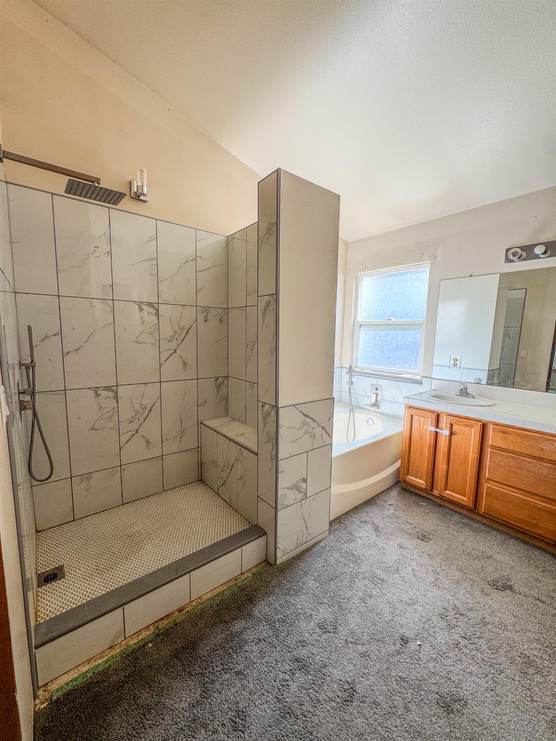 5542 W Willis Ave, Fresno, CA 93722