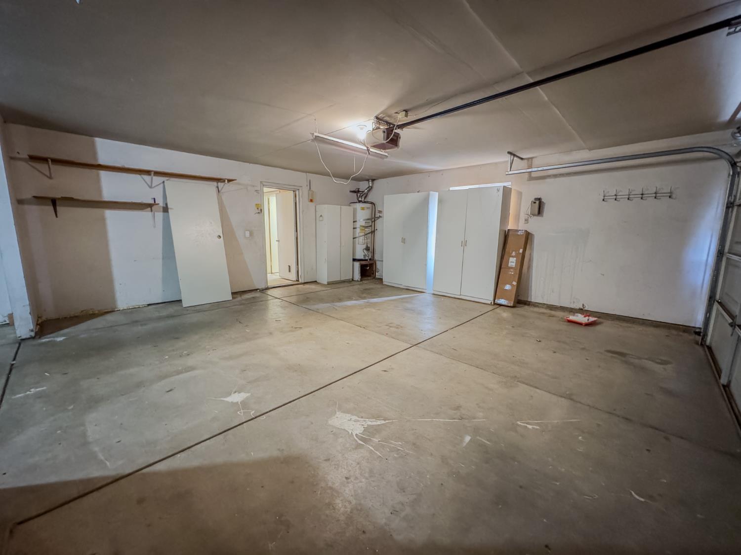 5542 W Willis Ave, Fresno, CA 93722