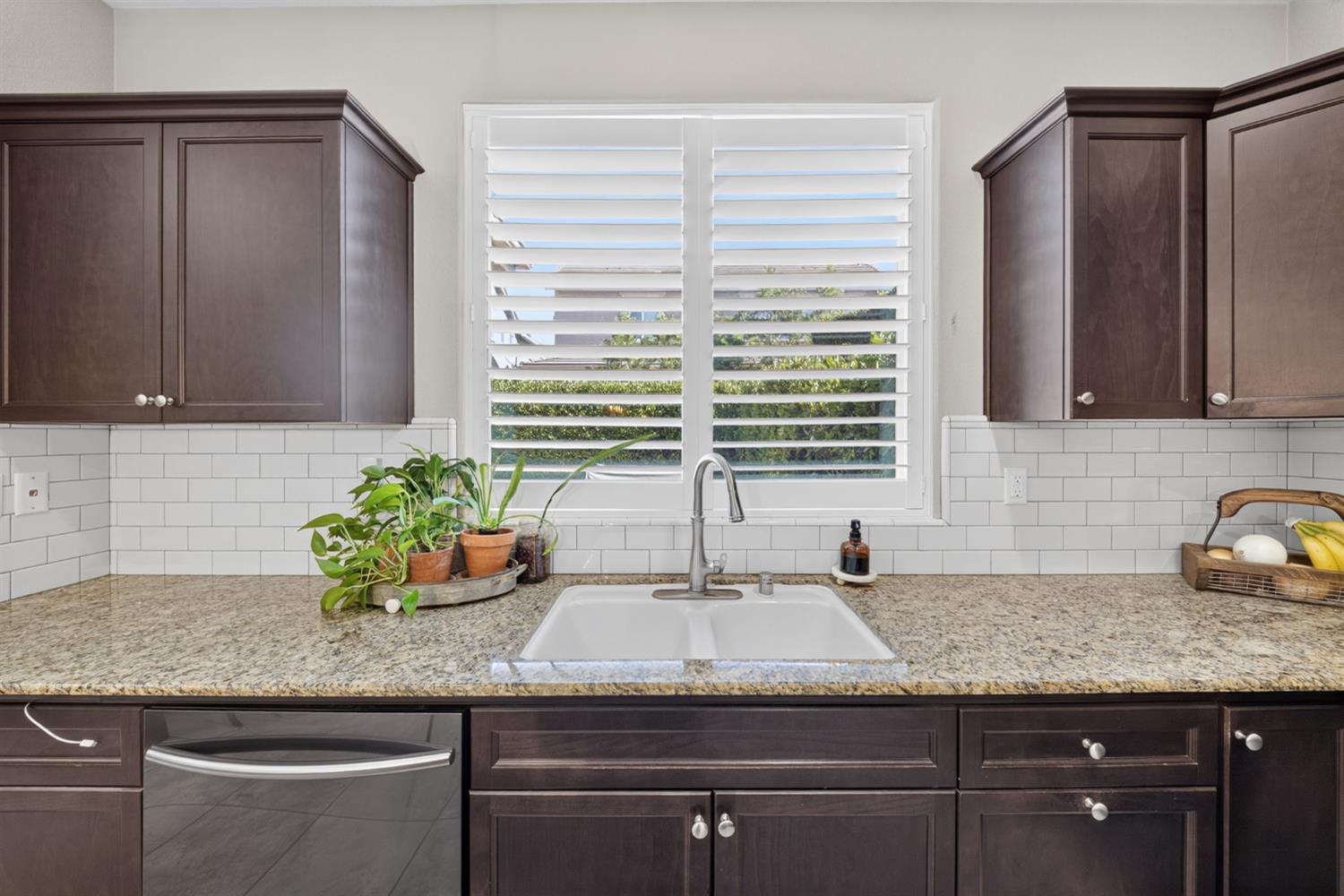 3435 Bellaire Ave, Clovis, CA 93619