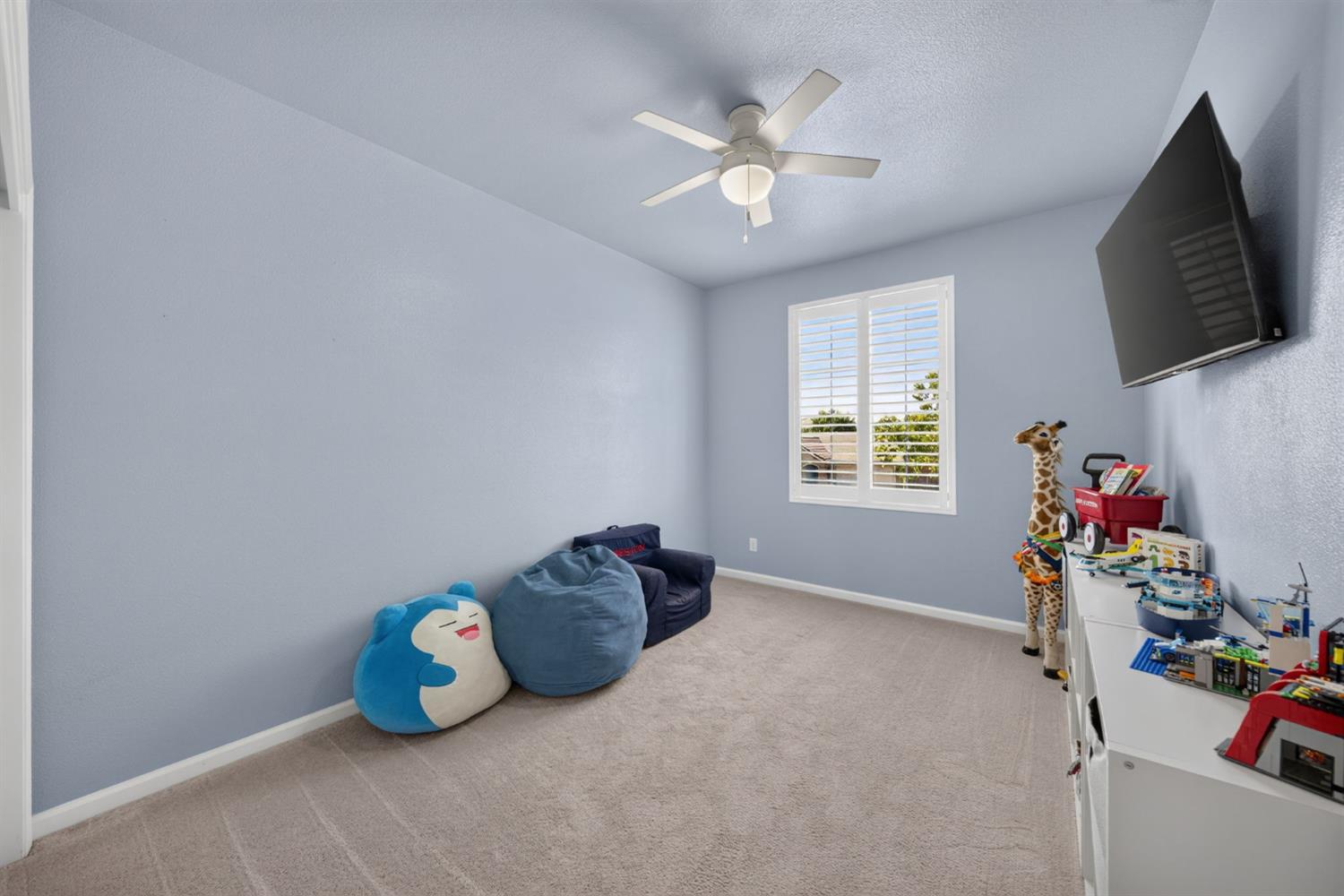 3435 Bellaire Ave, Clovis, CA 93619