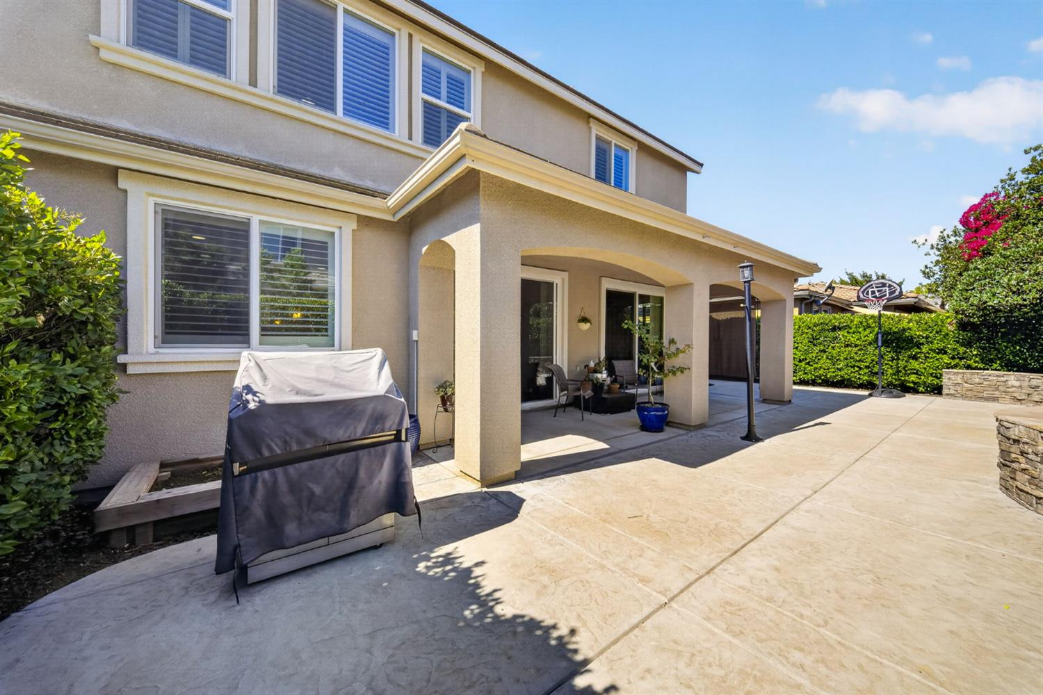 3435 Bellaire Ave, Clovis, CA 93619