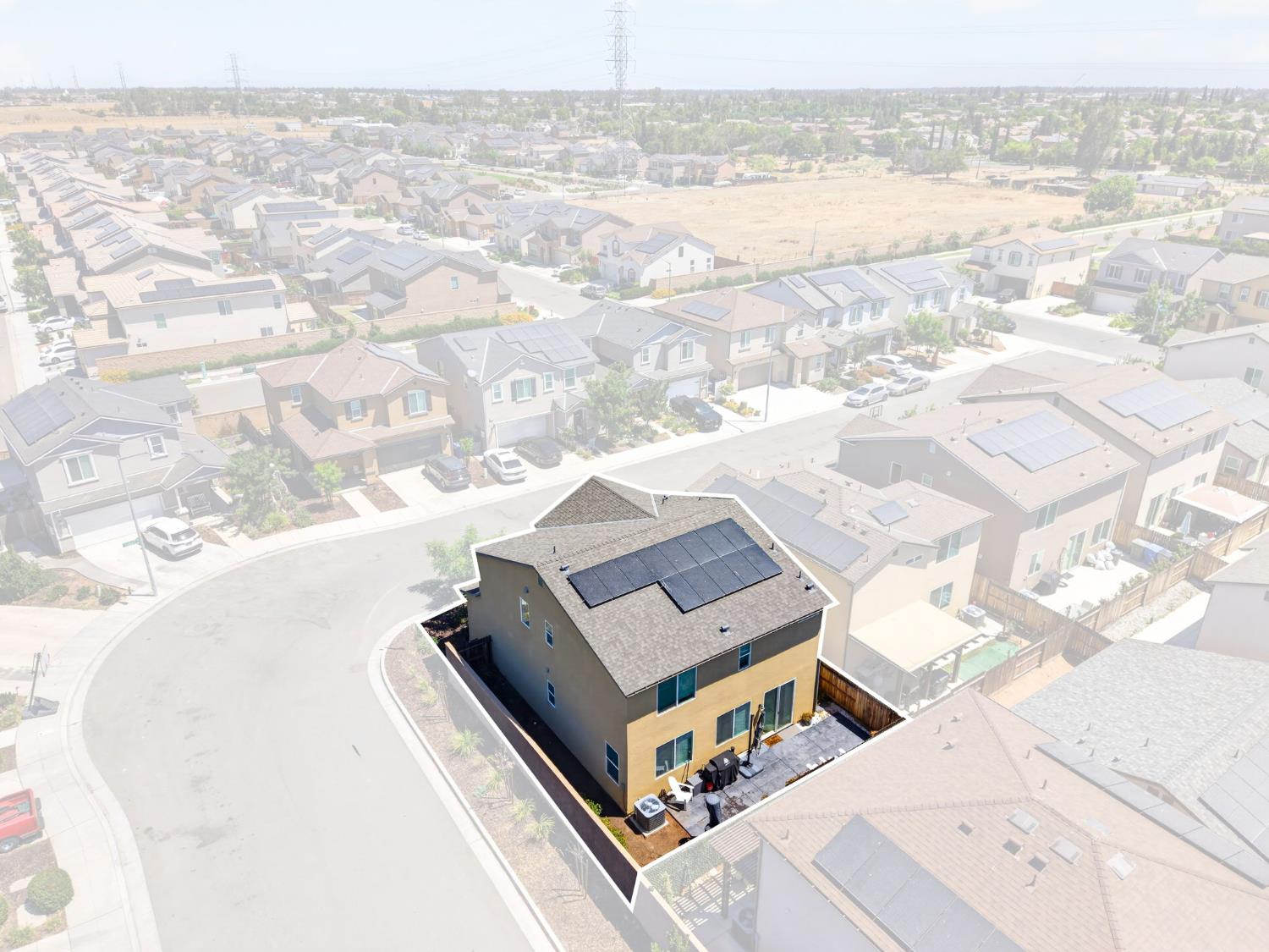6137 W Richert Ave, Fresno, CA 93723