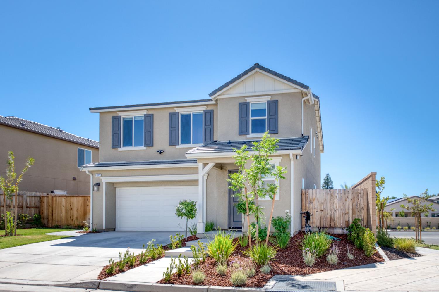 11189 N Ocaso Dr, Fresno, CA 93730