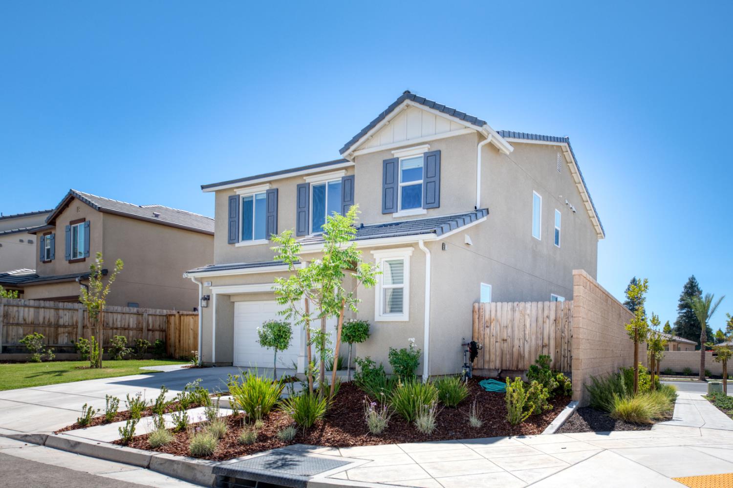 11189 N Ocaso Dr, Fresno, CA 93730