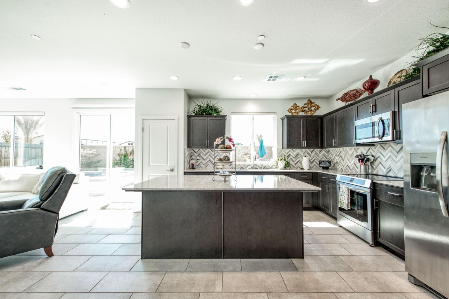 11189 N Ocaso Dr, Fresno, CA 93730