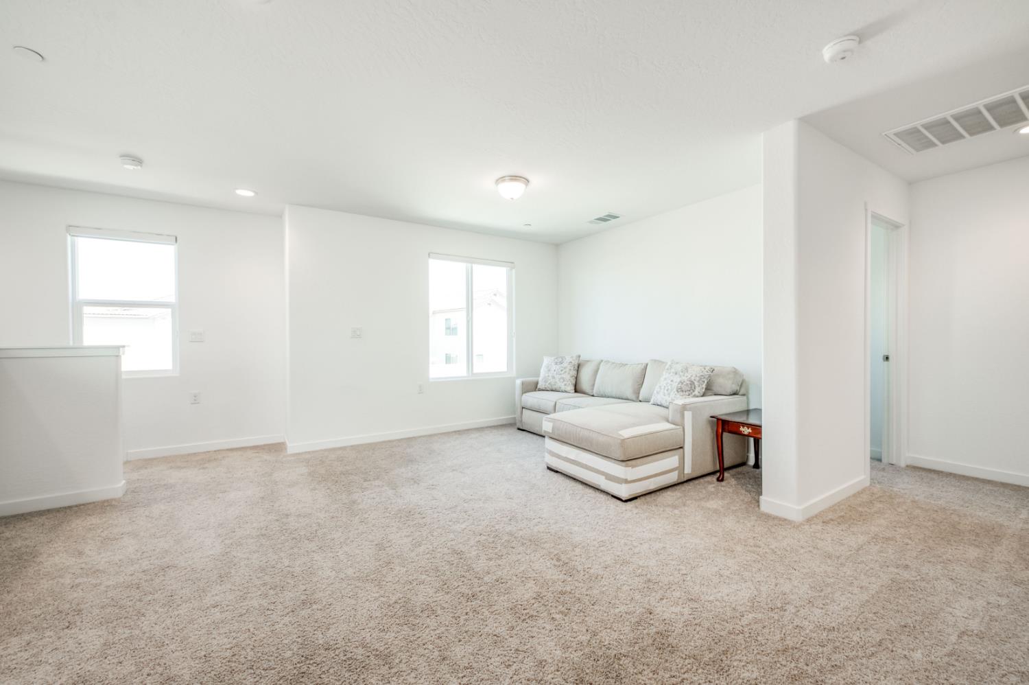 11189 N Ocaso Dr, Fresno, CA 93730