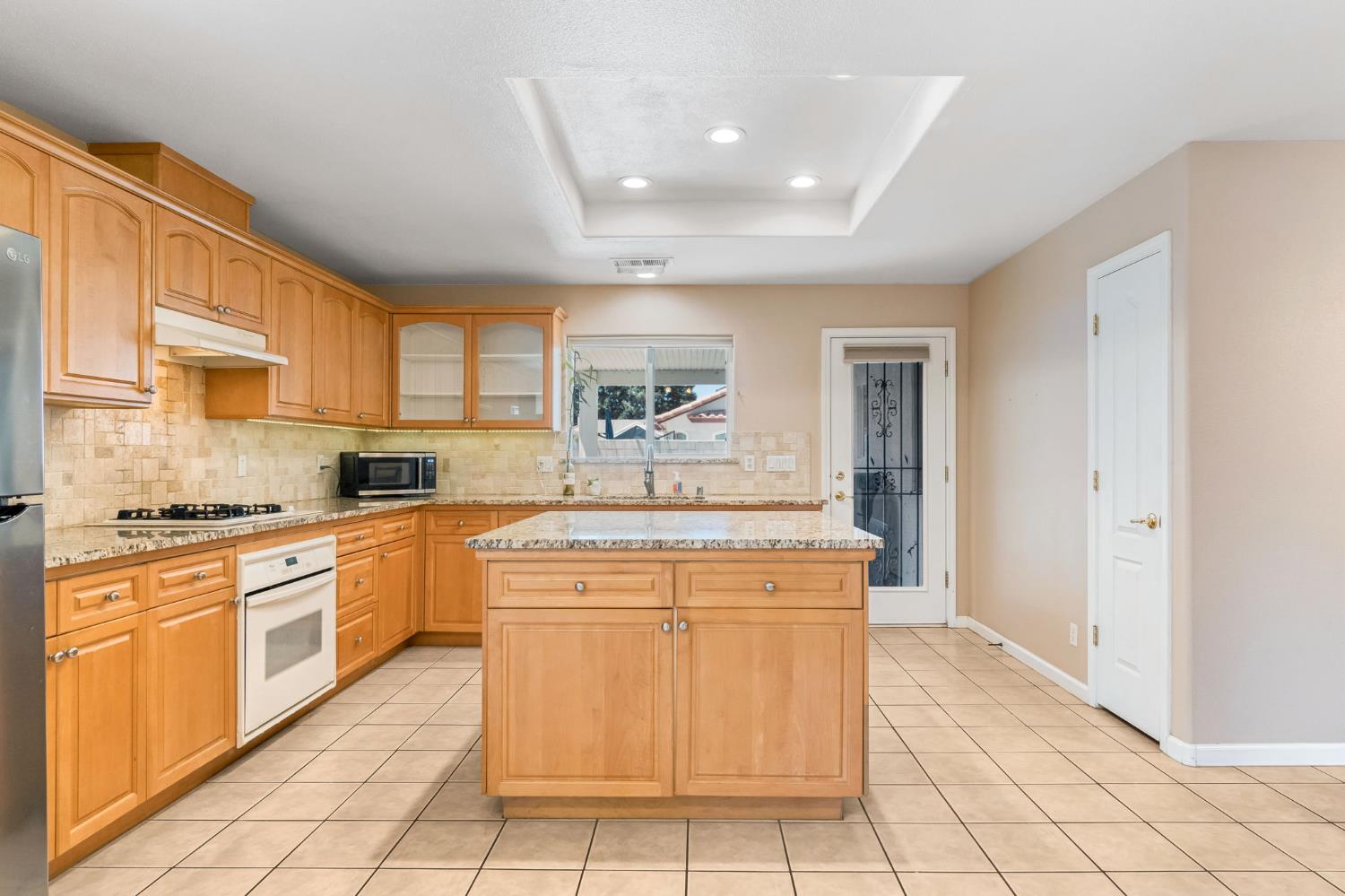 293 Post Ave, Sanger, CA 93657