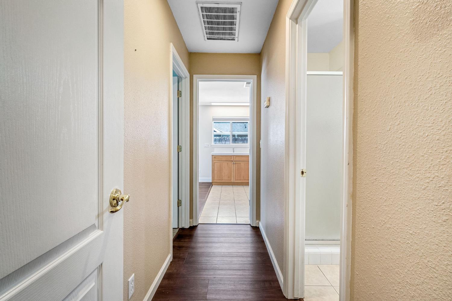 293 Post Ave, Sanger, CA 93657